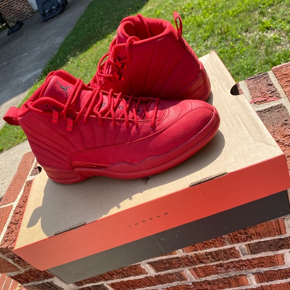 retro 12 gym red 2018